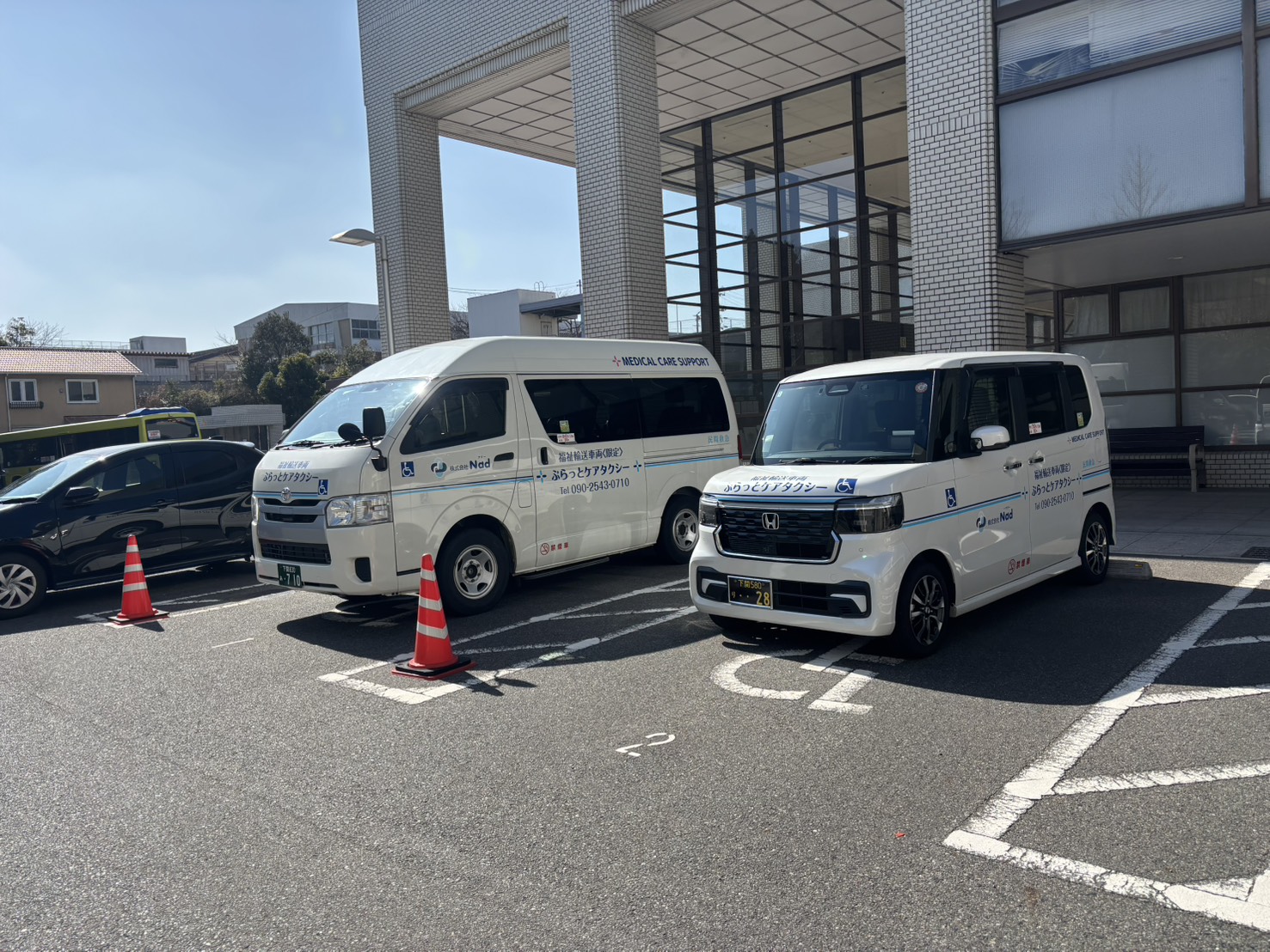 看護師同行の安心・安全な介護タクシーサービス